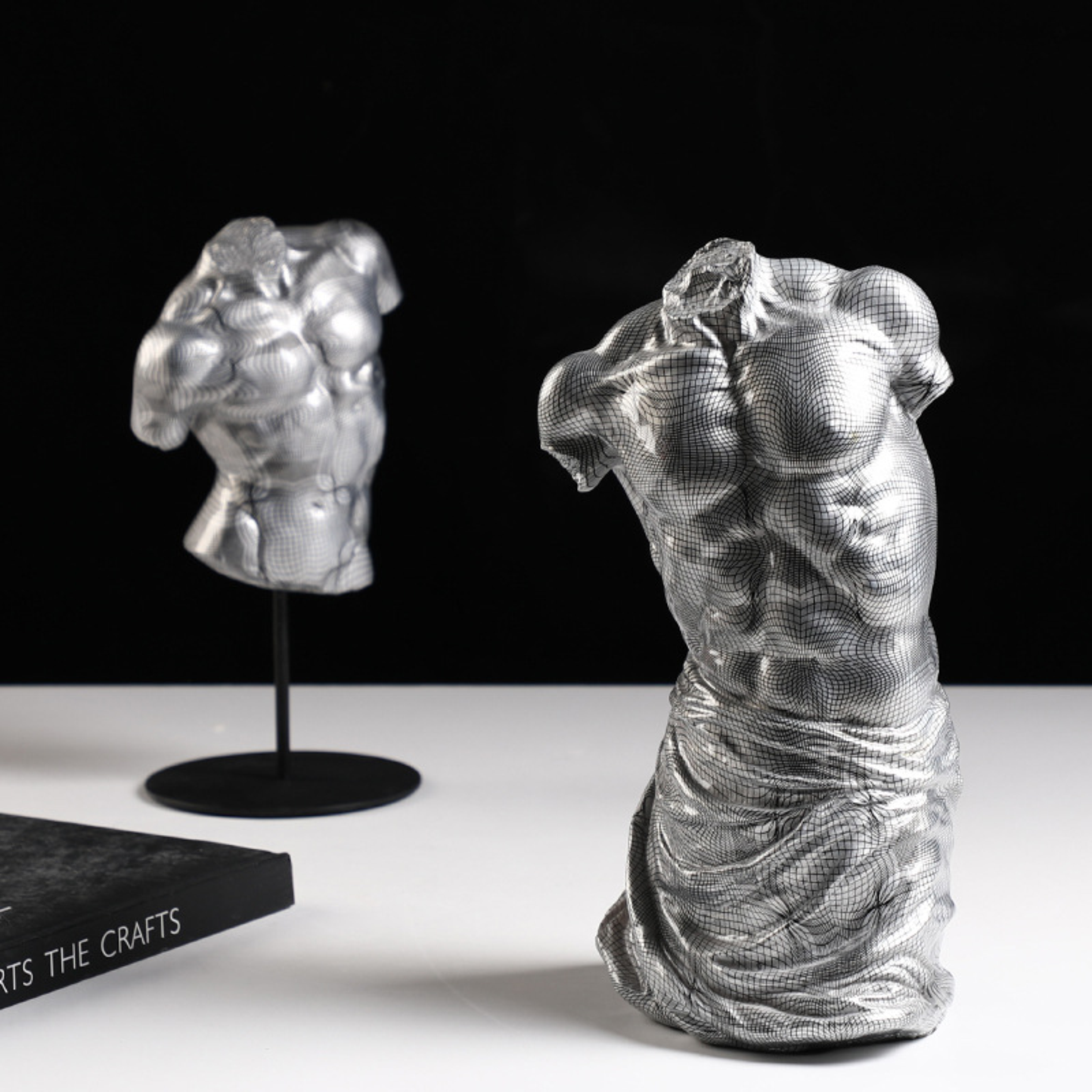 Half-body rounded seat sculpture